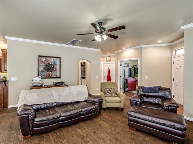 3821 Brody Drive, Moore, OK 73160