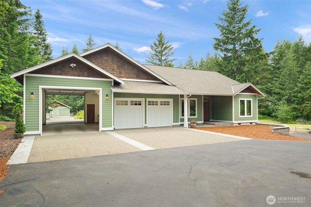 6301 Foxtrail Court NE, Olympia, WA 98516