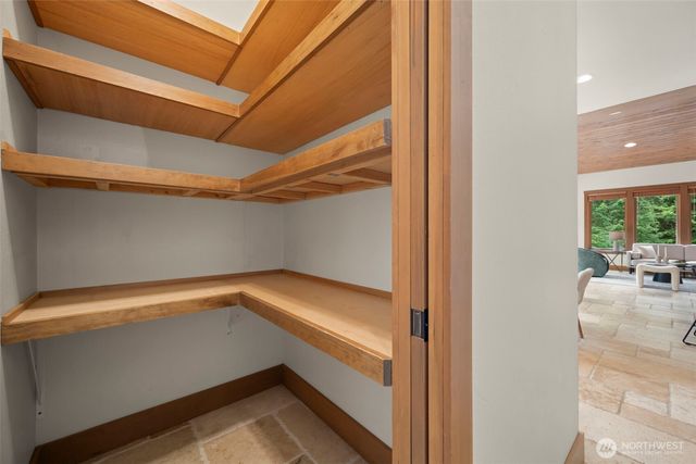 6301 Foxtrail Court NE, Olympia, WA 98516