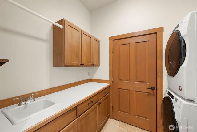 6301 Foxtrail Court NE, Olympia, WA 98516