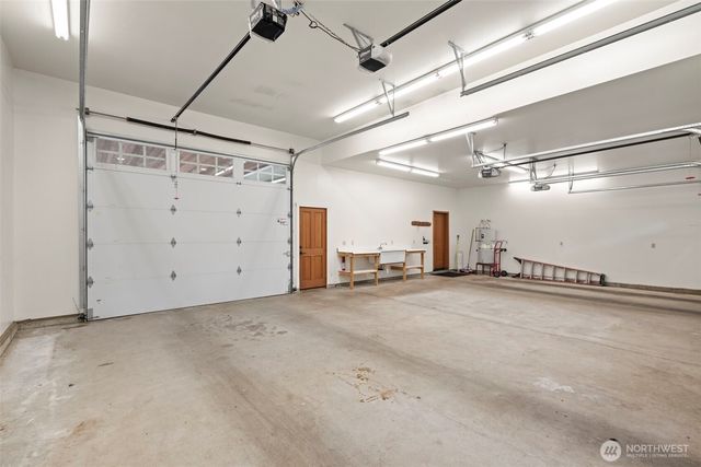 6301 Foxtrail Court NE, Olympia, WA 98516