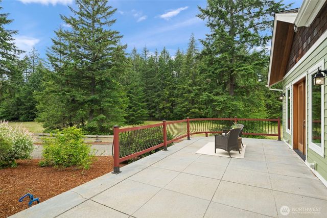 6301 Foxtrail Court NE, Olympia, WA 98516