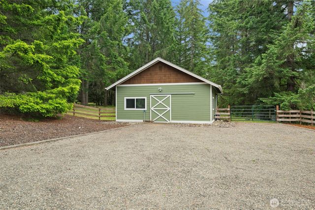 6301 Foxtrail Court NE, Olympia, WA 98516
