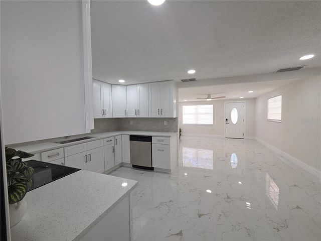 1230 KEW CIRCLE, Lakeland, FL 33815