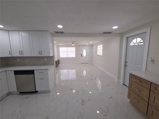 1230 KEW CIRCLE, Lakeland, FL 33815