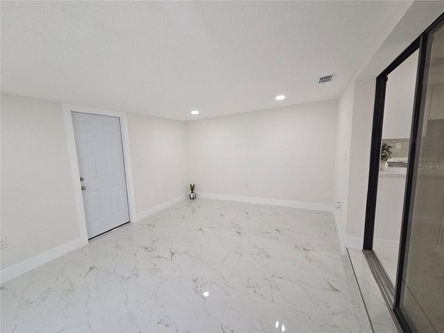 1230 KEW CIRCLE, Lakeland, FL 33815