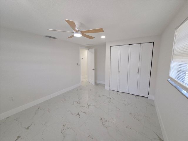 1230 KEW CIRCLE, Lakeland, FL 33815