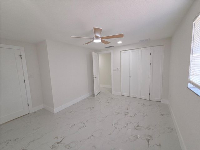 1230 KEW CIRCLE, Lakeland, FL 33815