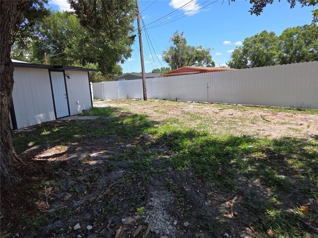1230 KEW CIRCLE, Lakeland, FL 33815