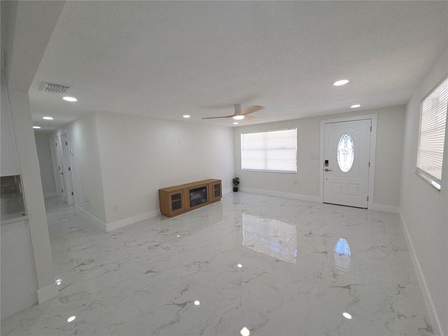 1230 KEW CIRCLE, Lakeland, FL 33815