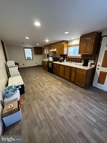 39 YORKE ST, Salem, NJ 08079
