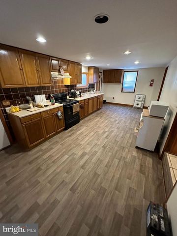 39 YORKE ST, Salem, NJ 08079