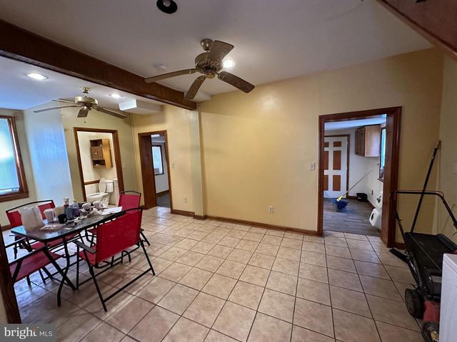 39 YORKE ST, Salem, NJ 08079