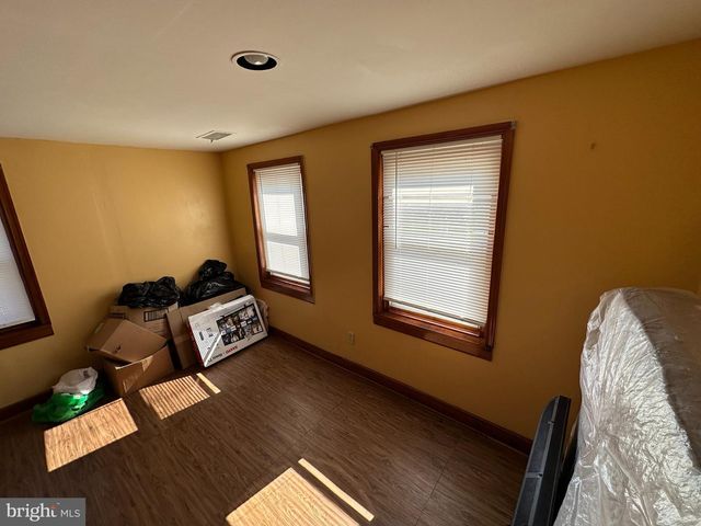 39 YORKE ST, Salem, NJ 08079