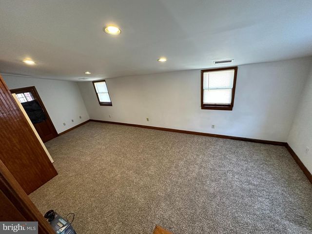 39 YORKE ST, Salem, NJ 08079