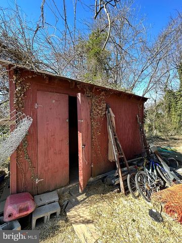 39 YORKE ST, Salem, NJ 08079