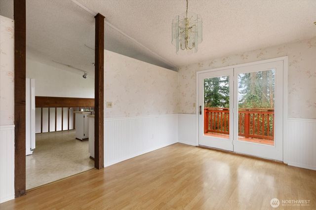 2681 Olympic Drive, Oak Harbor, WA 98277