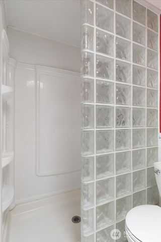 2681 Olympic Drive, Oak Harbor, WA 98277