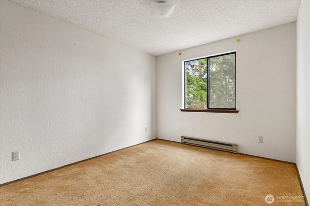 2681 Olympic Drive, Oak Harbor, WA 98277