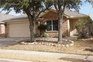 11800 Ponderosa Pine Drive, Fort Worth, TX 76244