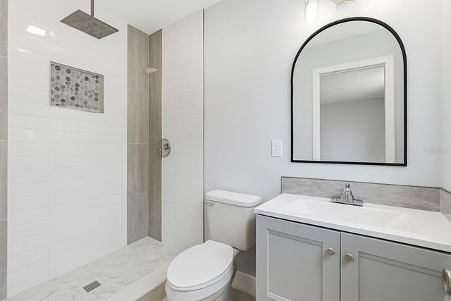 112 FLORAL DRIVE, Tampa, FL 33613