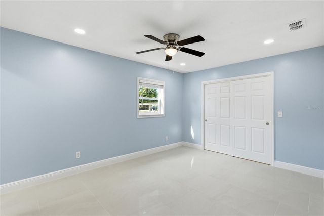 112 FLORAL DRIVE, Tampa, FL 33613