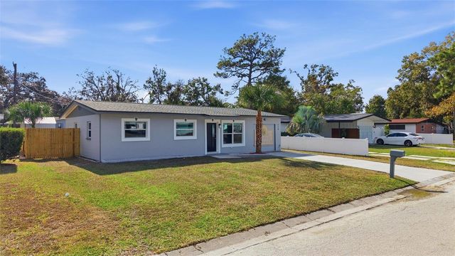 112 FLORAL DRIVE, Tampa, FL 33613