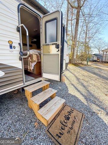 59 Yogi Bear Boulevard, Cleveland, GA 30528