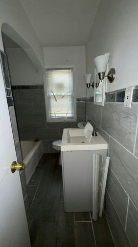 15375 Asbury Park, Detroit City, MI 48227