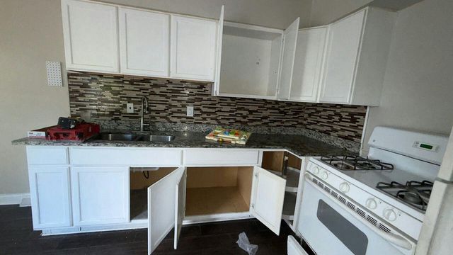 15375 Asbury Park, Detroit City, MI 48227