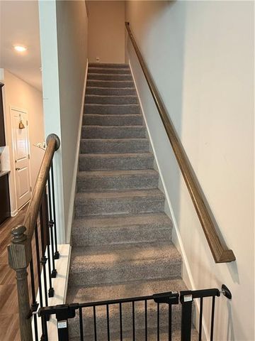 5542 Plain Field Lane, Lilburn, GA 30047