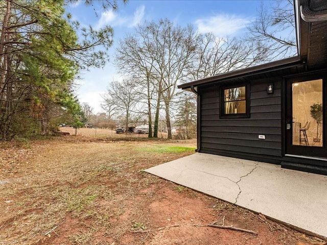 5075 S Cobb School Road, Mableton, GA 30126