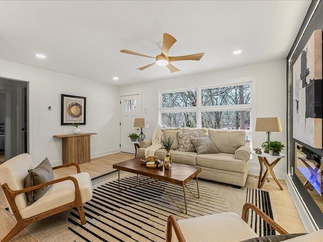 5075 S Cobb School Road, Mableton, GA 30126