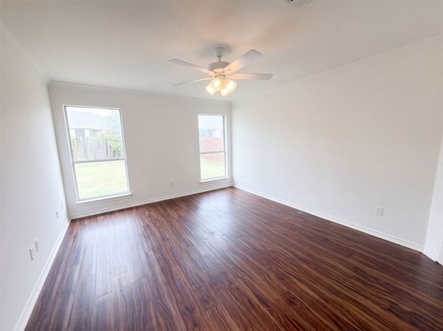 208 Comanche Trail, Alvarado, TX 76009
