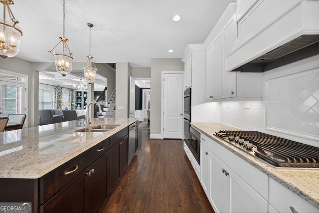 3156 Shadow Creek, Roswell, GA 30075