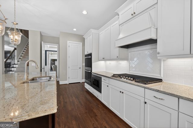 3156 Shadow Creek, Roswell, GA 30075