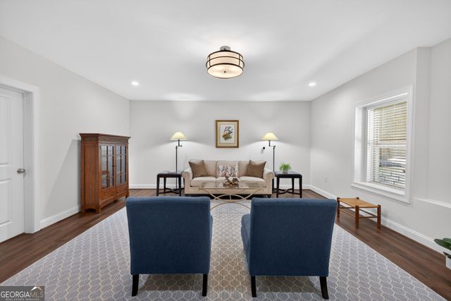 3156 Shadow Creek, Roswell, GA 30075