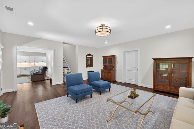 3156 Shadow Creek, Roswell, GA 30075