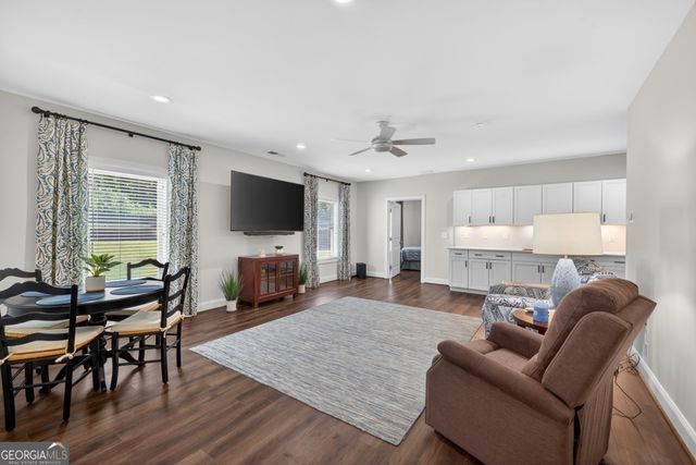 3156 Shadow Creek, Roswell, GA 30075