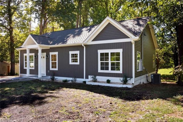 105 Trexler Avenue, Thomasville, NC 27360