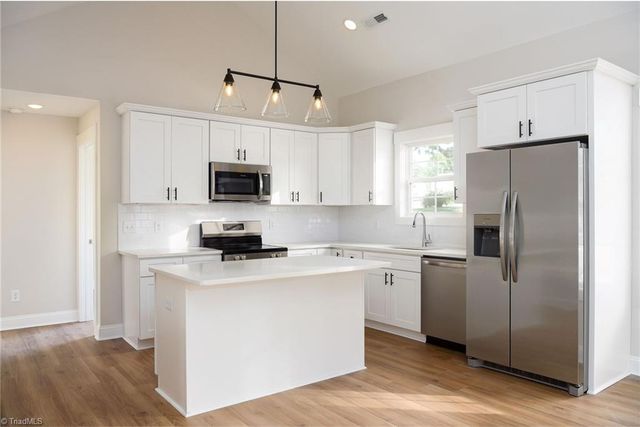 105 Trexler Avenue, Thomasville, NC 27360