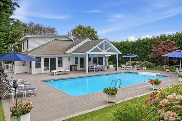 5 Juniper Lane, Southampton, NY 11968