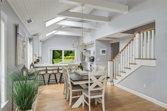 5 Juniper Lane, Southampton, NY 11968