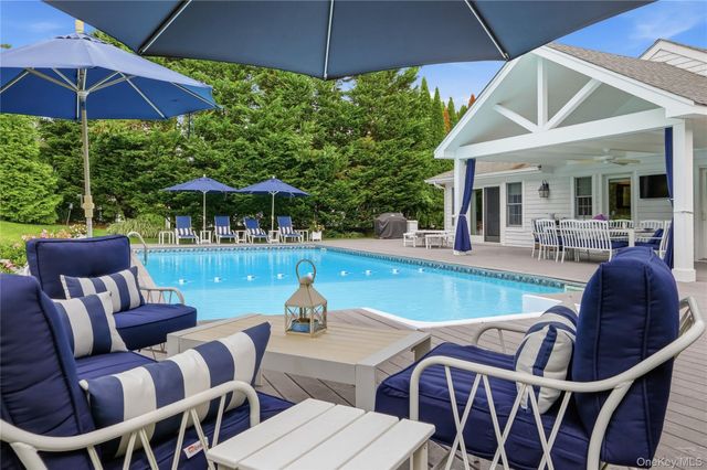 5 Juniper Lane, Southampton, NY 11968