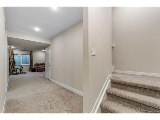 23933 E 39th Ave, Aurora, CO 80019