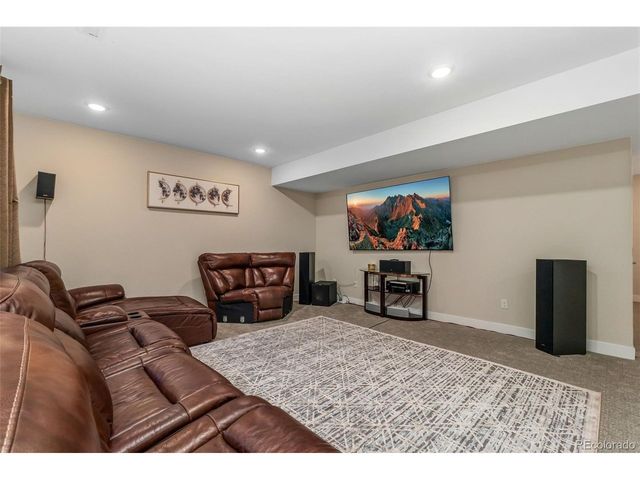 23933 E 39th Ave, Aurora, CO 80019