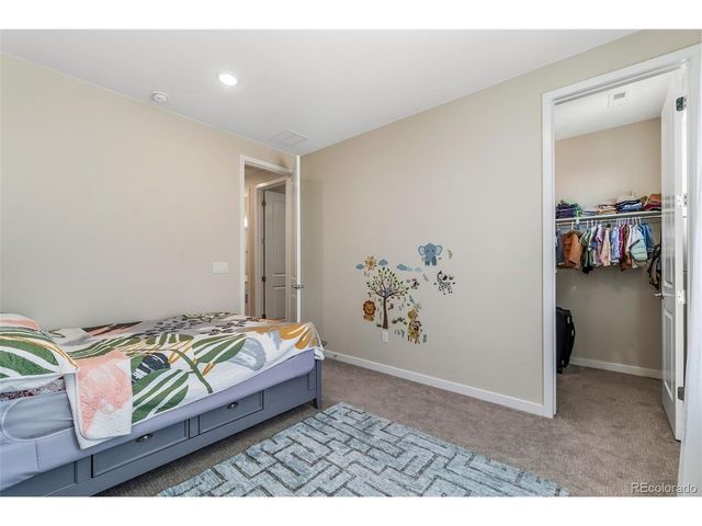 23933 E 39th Ave, Aurora, CO 80019