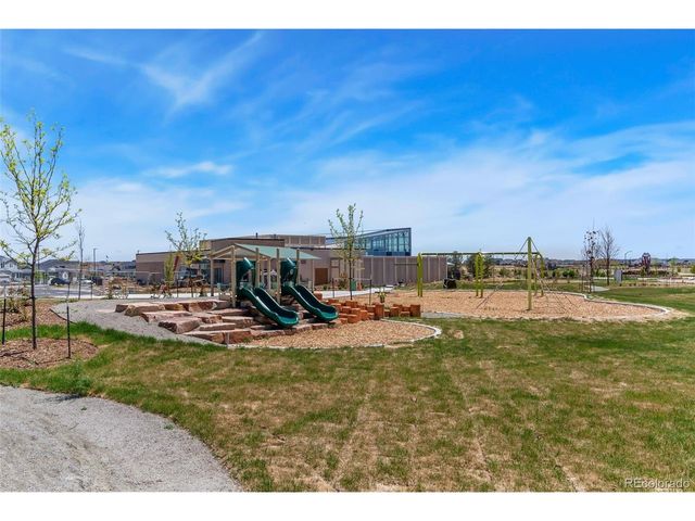 23933 E 39th Ave, Aurora, CO 80019