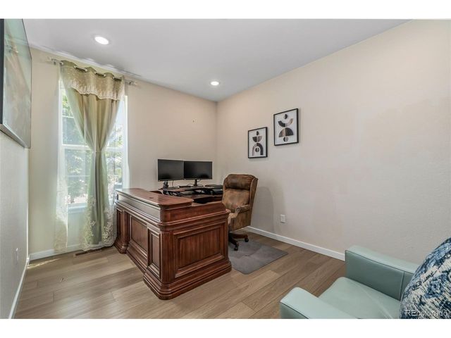 23933 E 39th Ave, Aurora, CO 80019