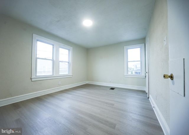 1107 N 28TH ST, Camden, NJ 08105